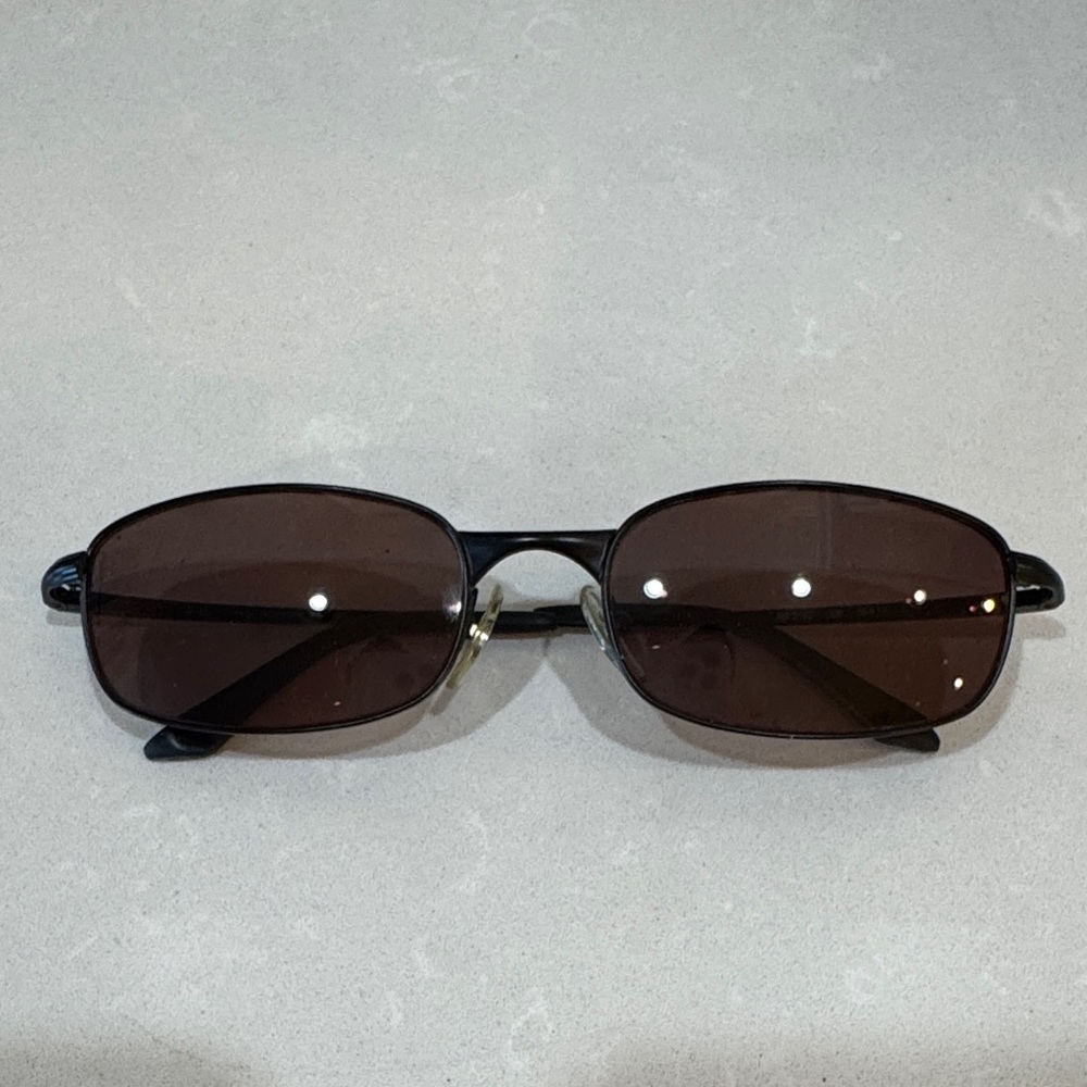 Ray Ban Sunglasses With Rectangular Frame - image 2